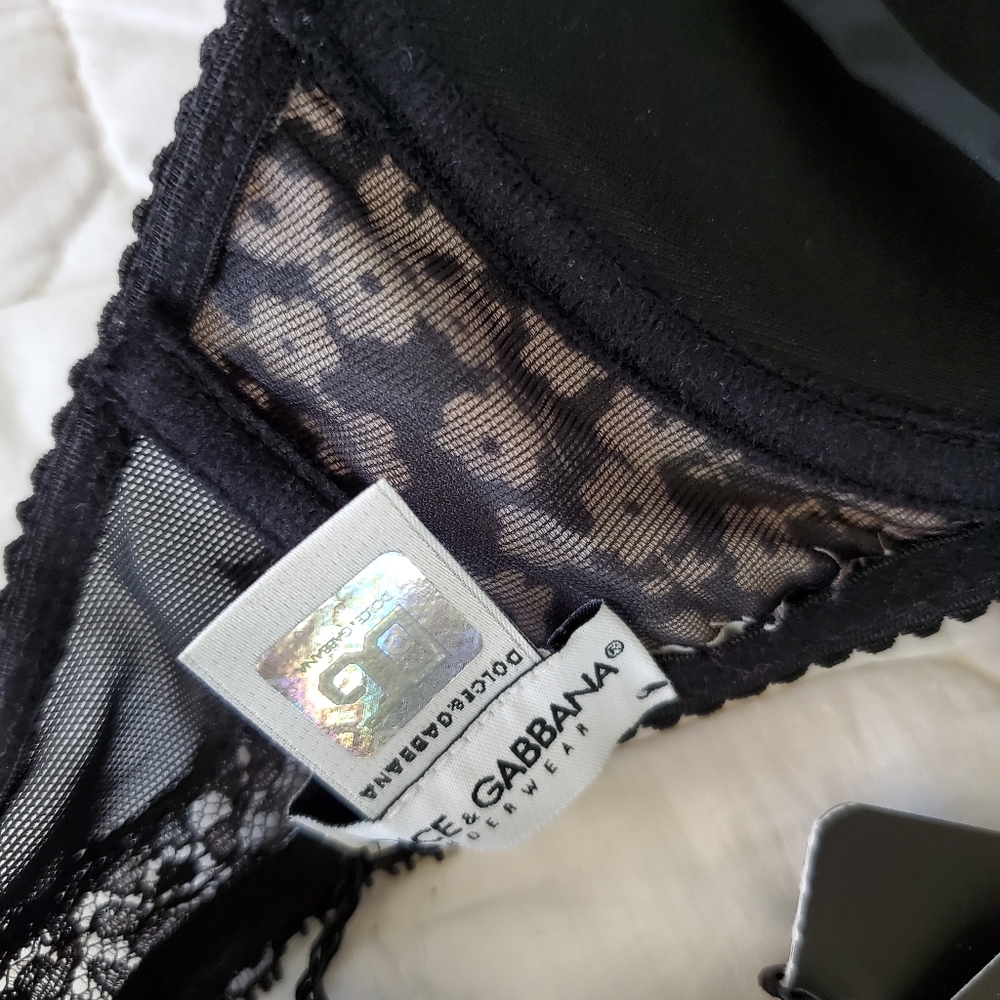 New D&G bras - Picture 7 of 11